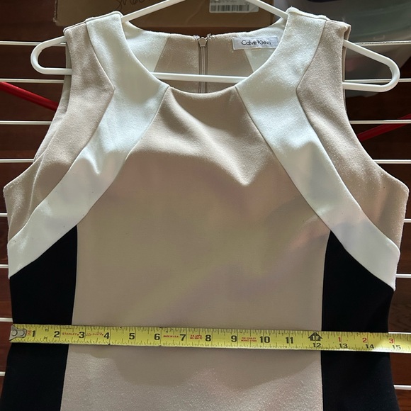 Calvin Klein shift style knit dress. Hits above knee. - Picture 5 of 5